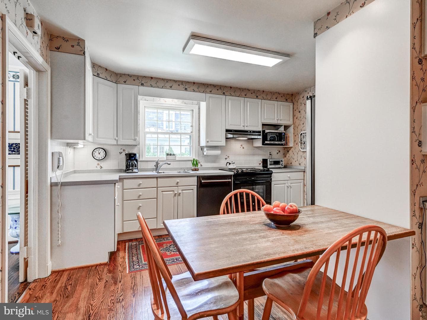 116 Castlewood Road photo 13