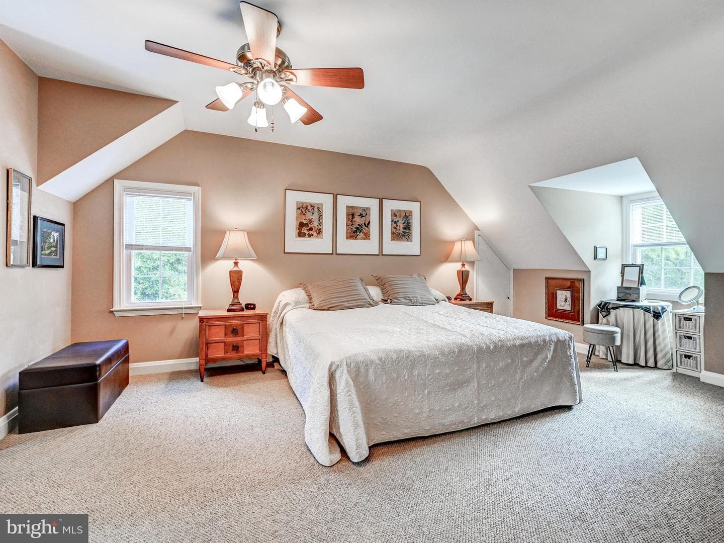 116 Castlewood Road photo 27