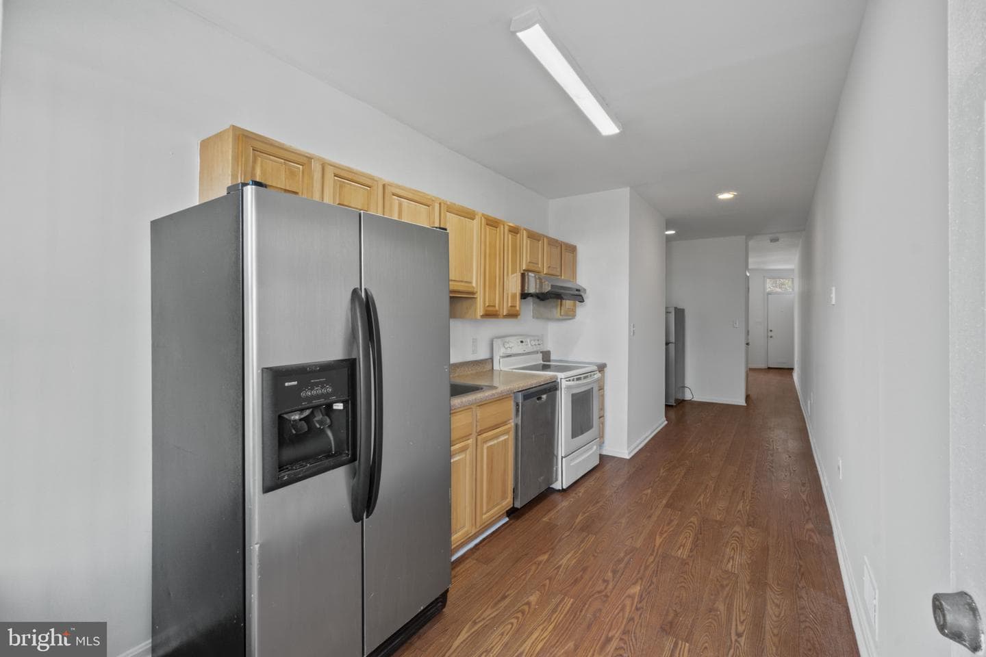 311 Fremont Avenue S photo 11