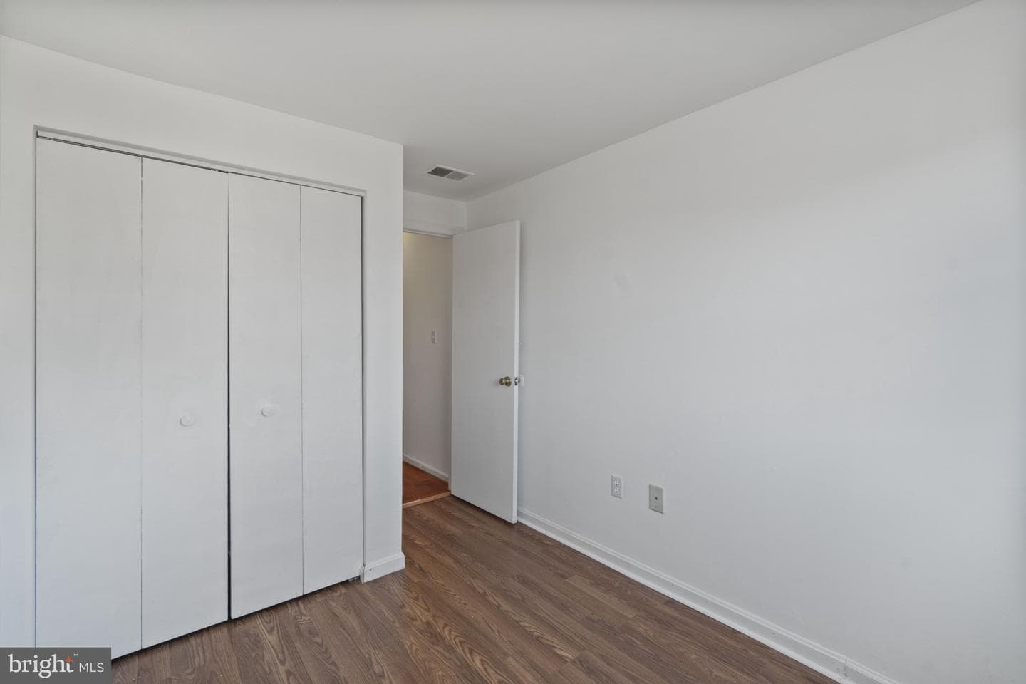 311 Fremont Avenue S photo 27