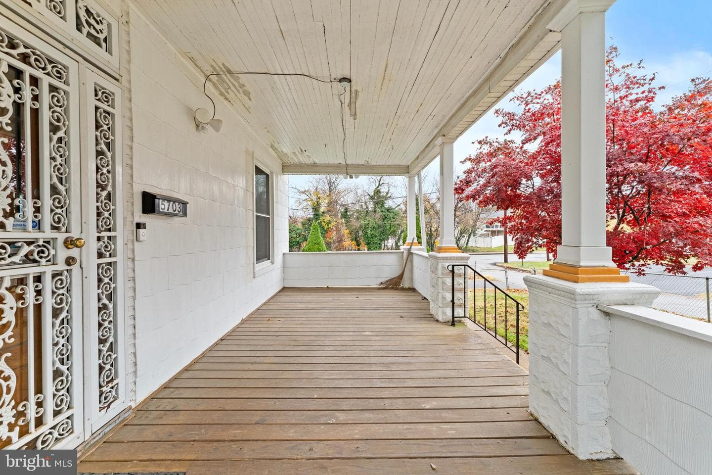 5703 Seymour Avenue photo 34