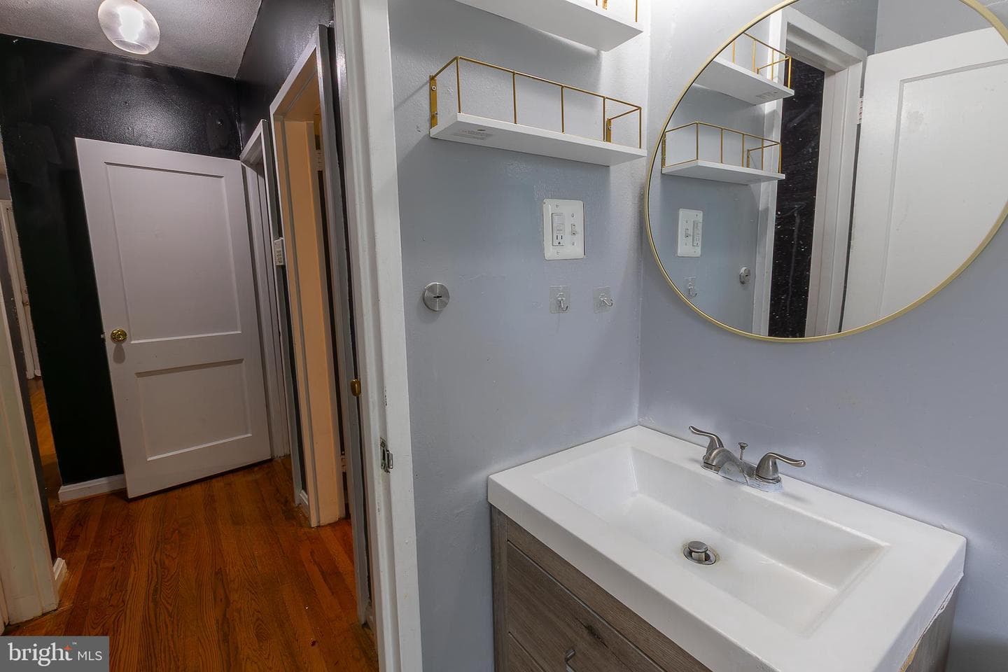 5904 Willet Avenue photo 24