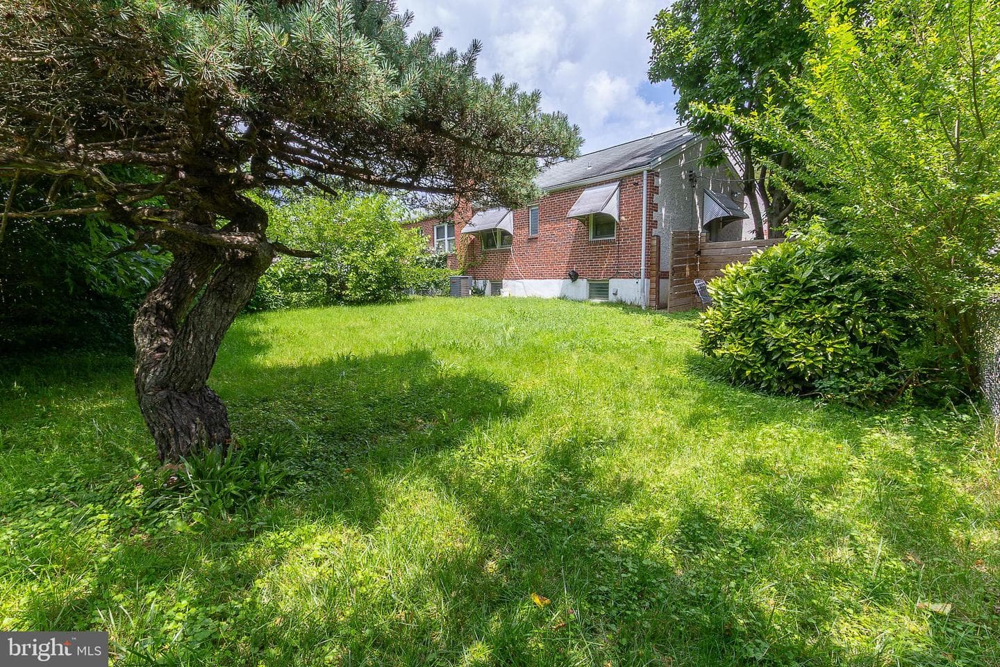 5904 Willet Avenue photo 39