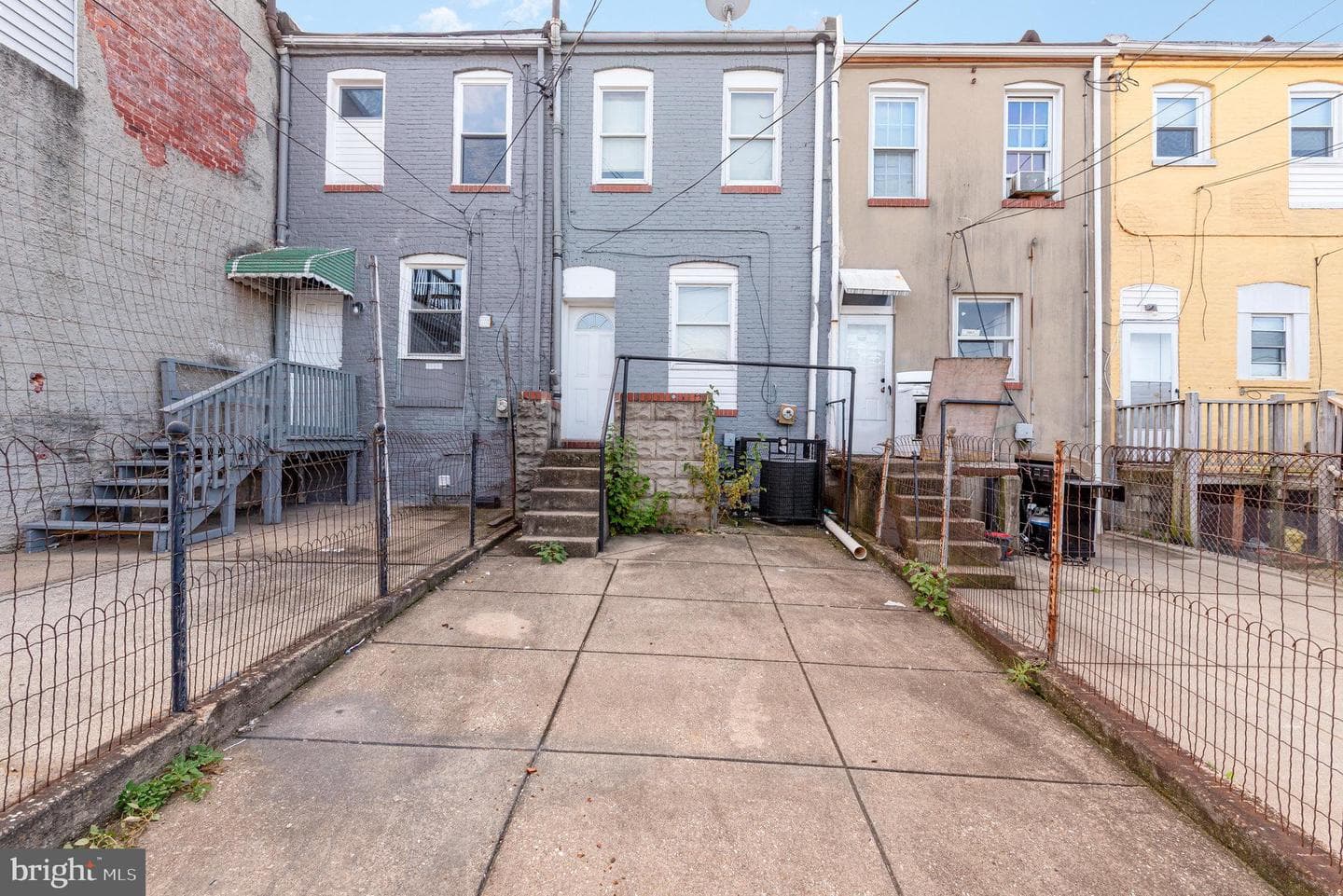 3300 Leverton Avenue photo 26