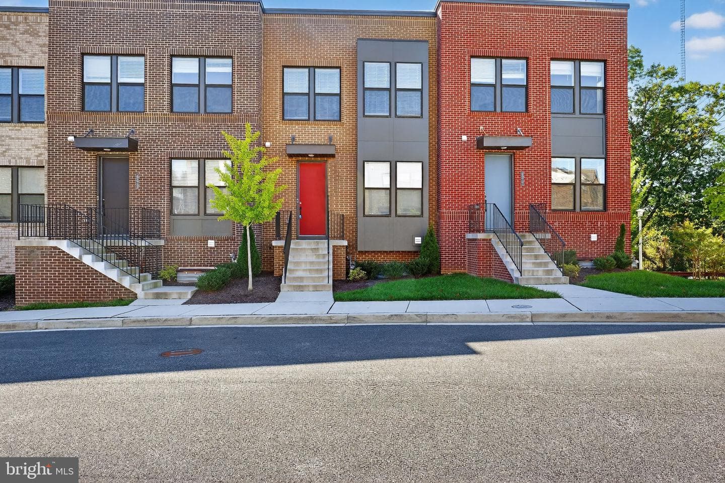 4215 Laplata Avenue photo 1