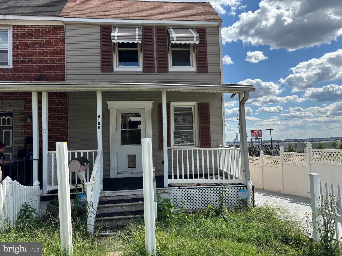6109 Bessemer Avenue photo 1