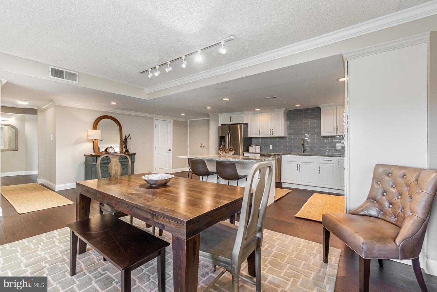 1040 Deer Ridge Drive #304 photo 14
