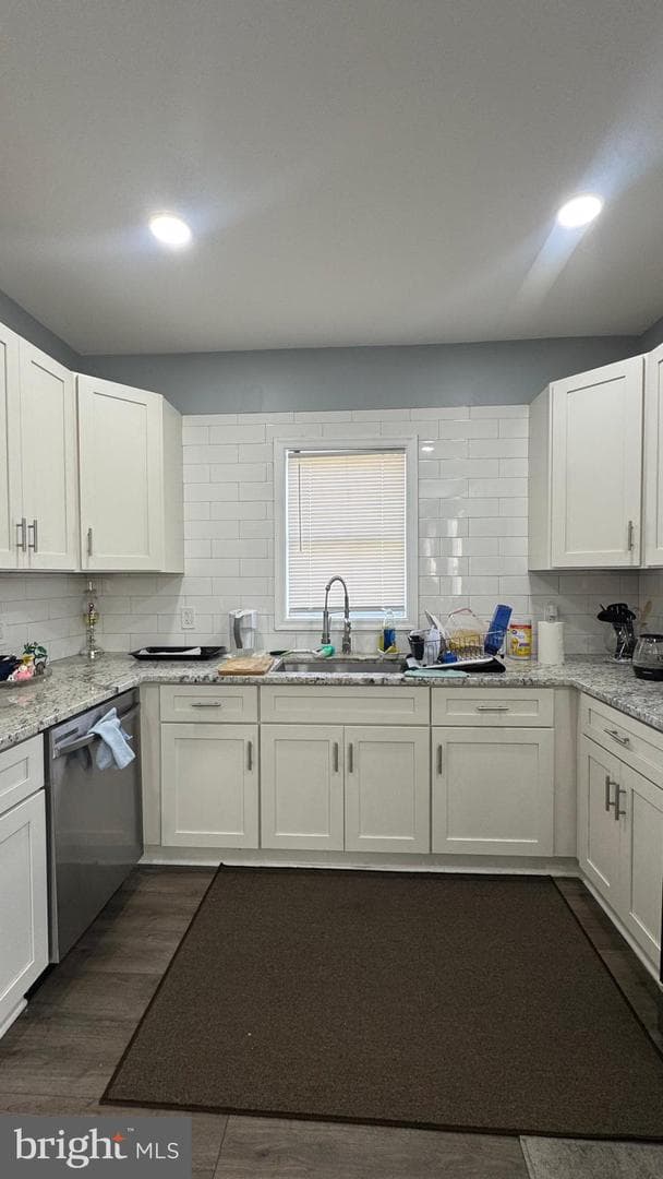 420 Maude Avenue photo 12