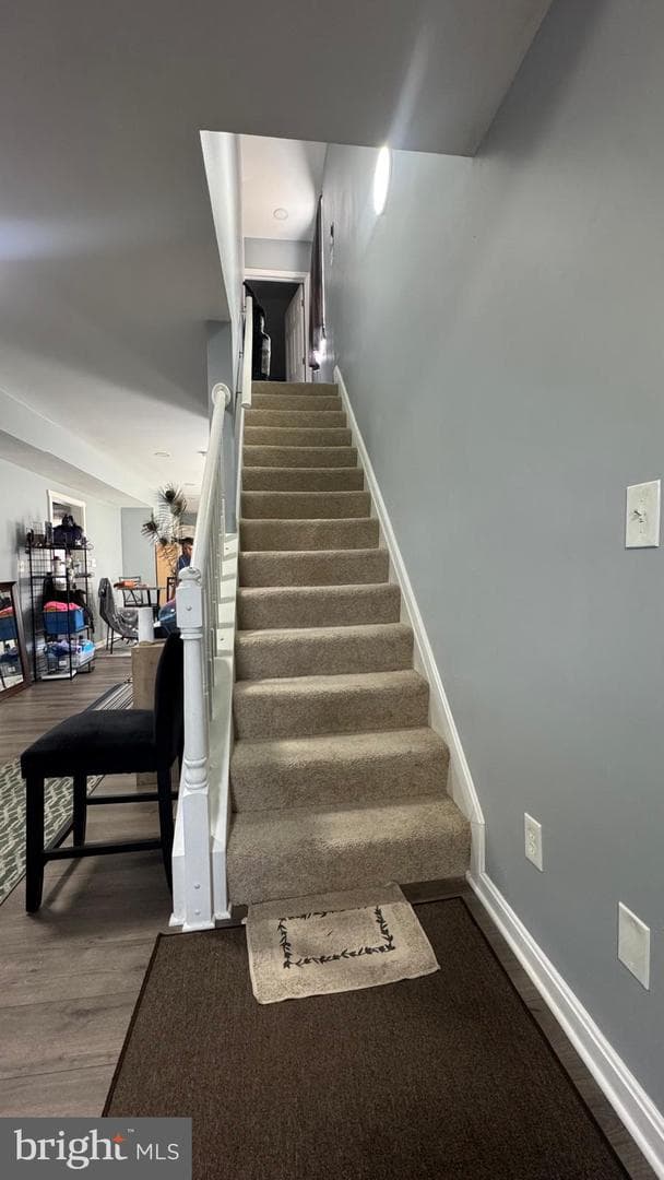420 Maude Avenue photo 18