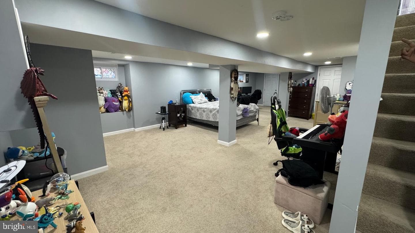 420 Maude Avenue photo 32