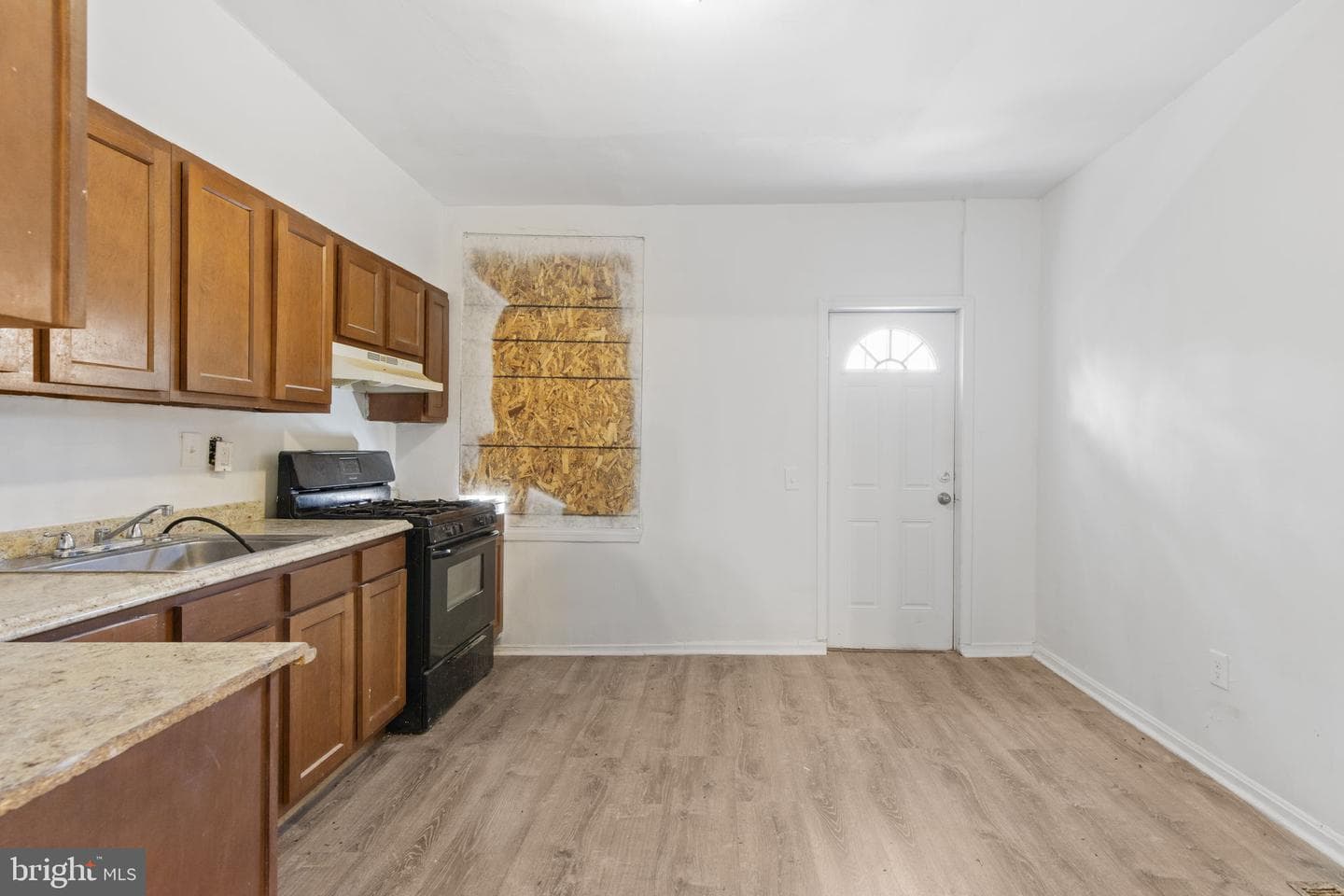 2259 W Baltimore Street W photo 5