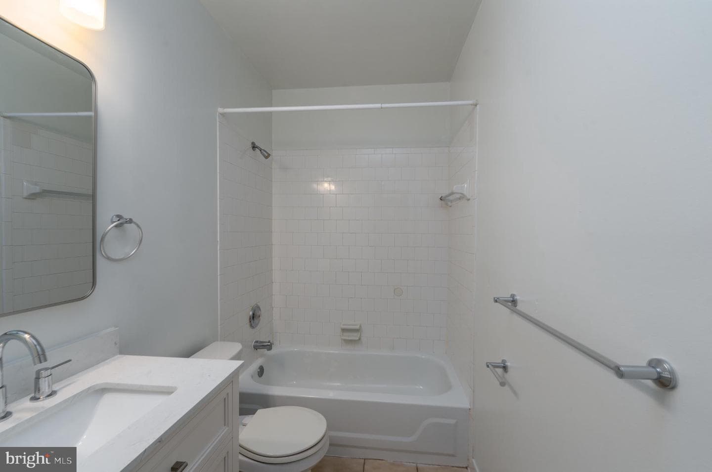 14 E Mount Vernon Place #unit 15 (B4) photo 20