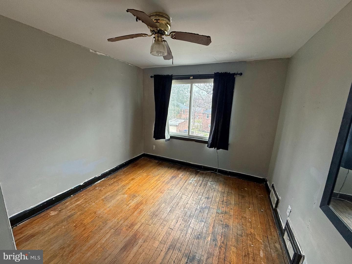 830 Saint Dunstans Road photo 17