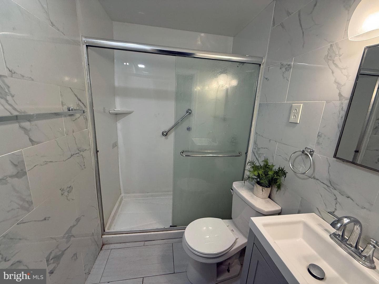 830 Saint Dunstans Road photo 19