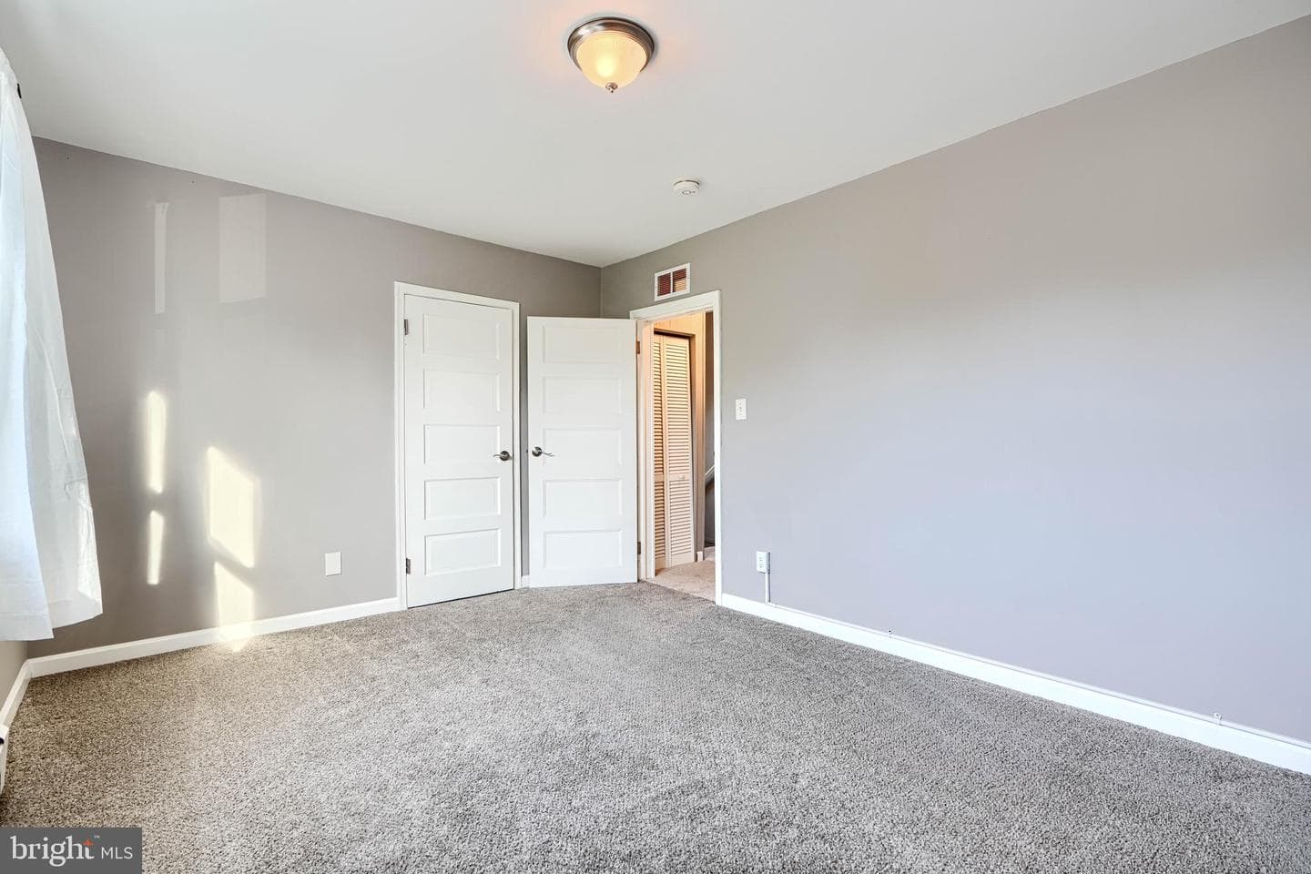 3800 E Northern Parkway photo 22