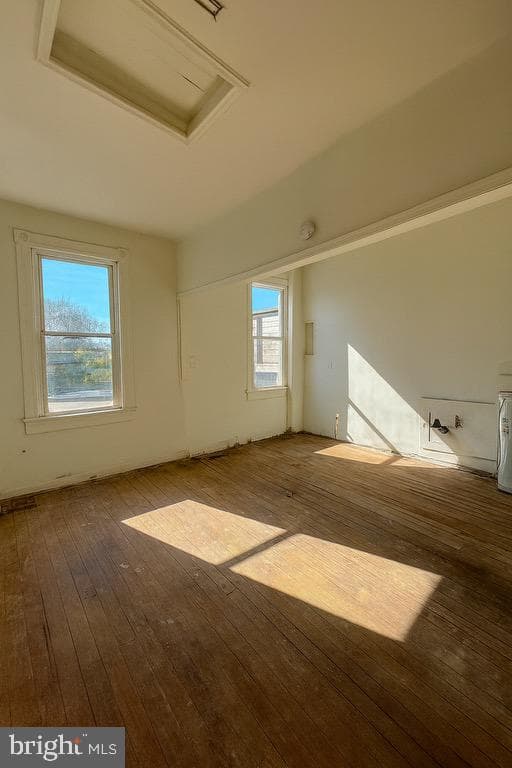 721 E 21st Street photo 17