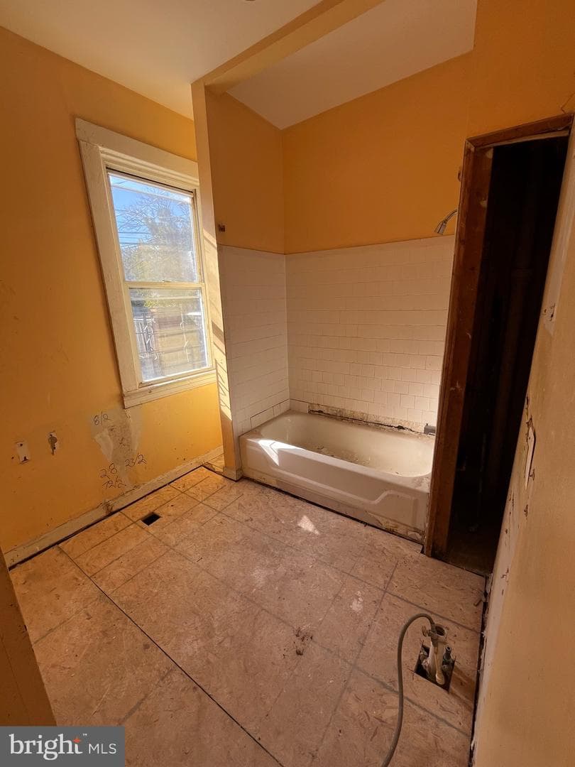 721 E 21st Street photo 5