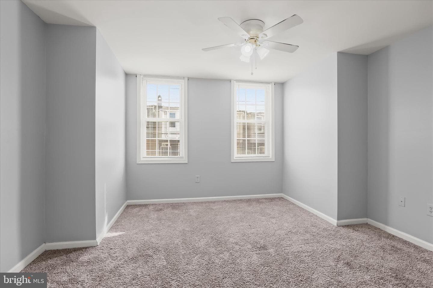 517 S Macon Street photo 23