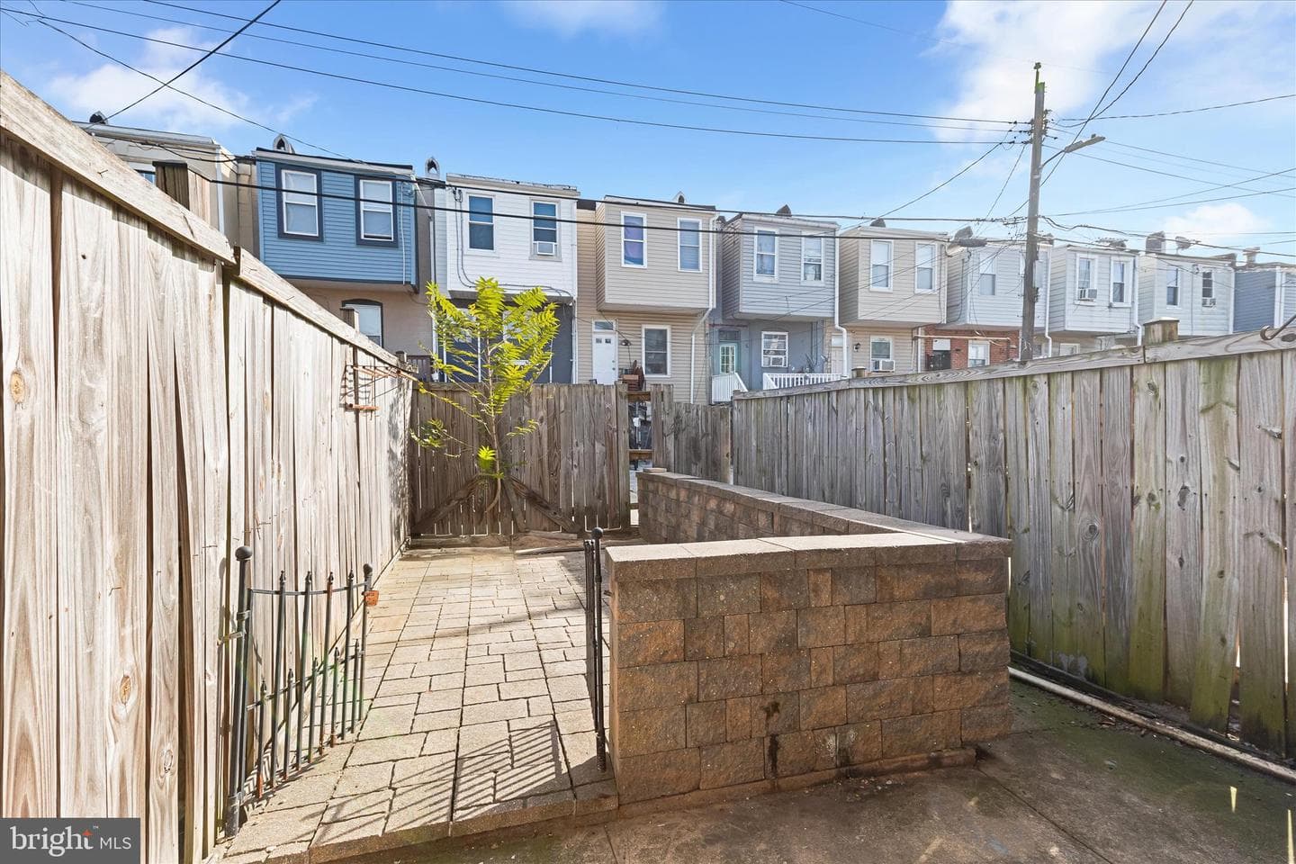 517 S Macon Street photo 33
