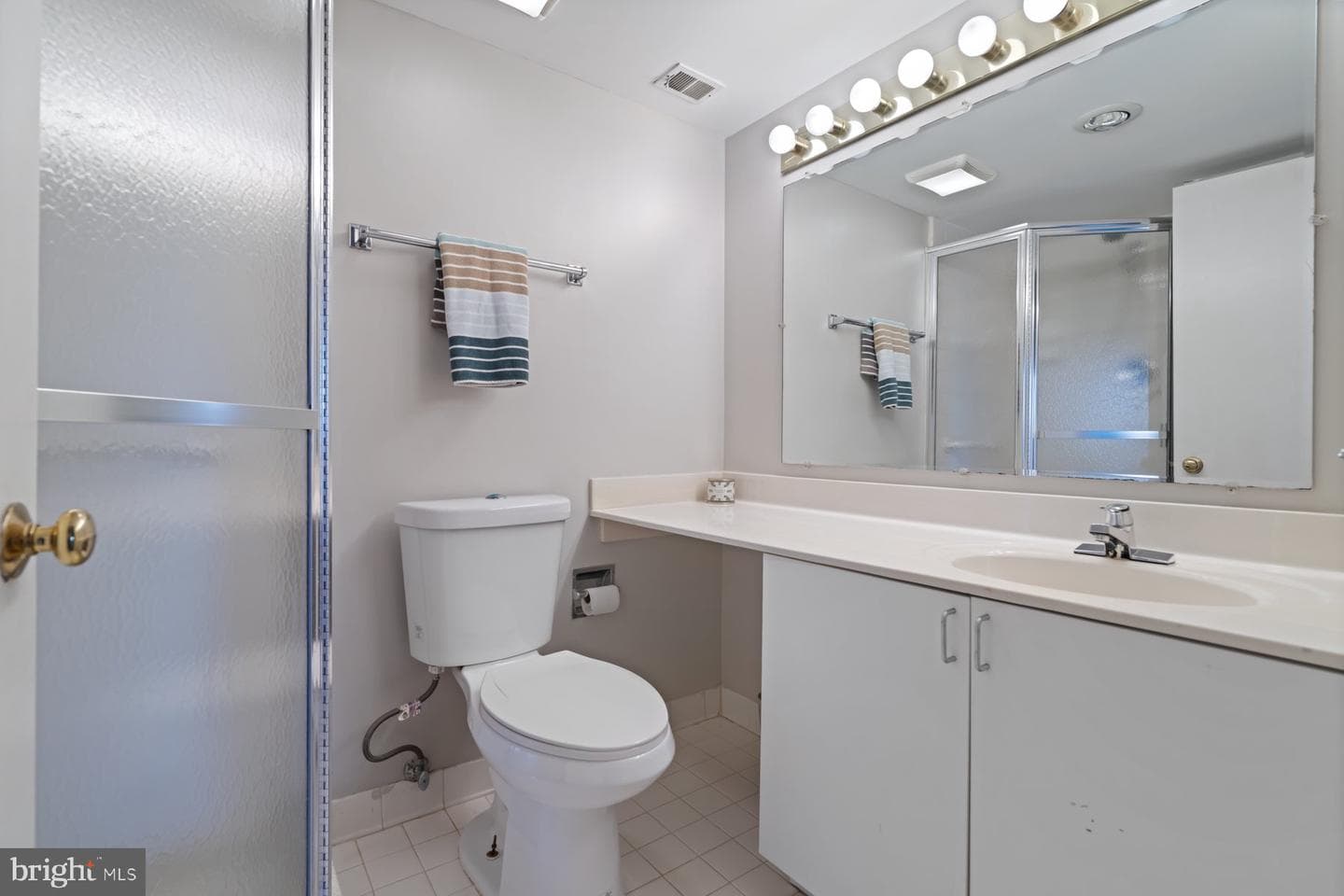 1040 Deer Ridge Drive #402 photo 21