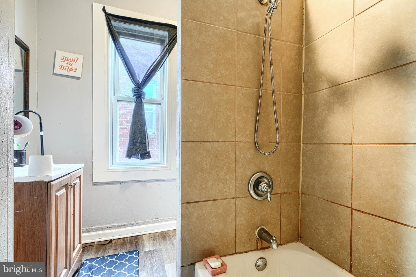 504 Tunbridge Road photo 24