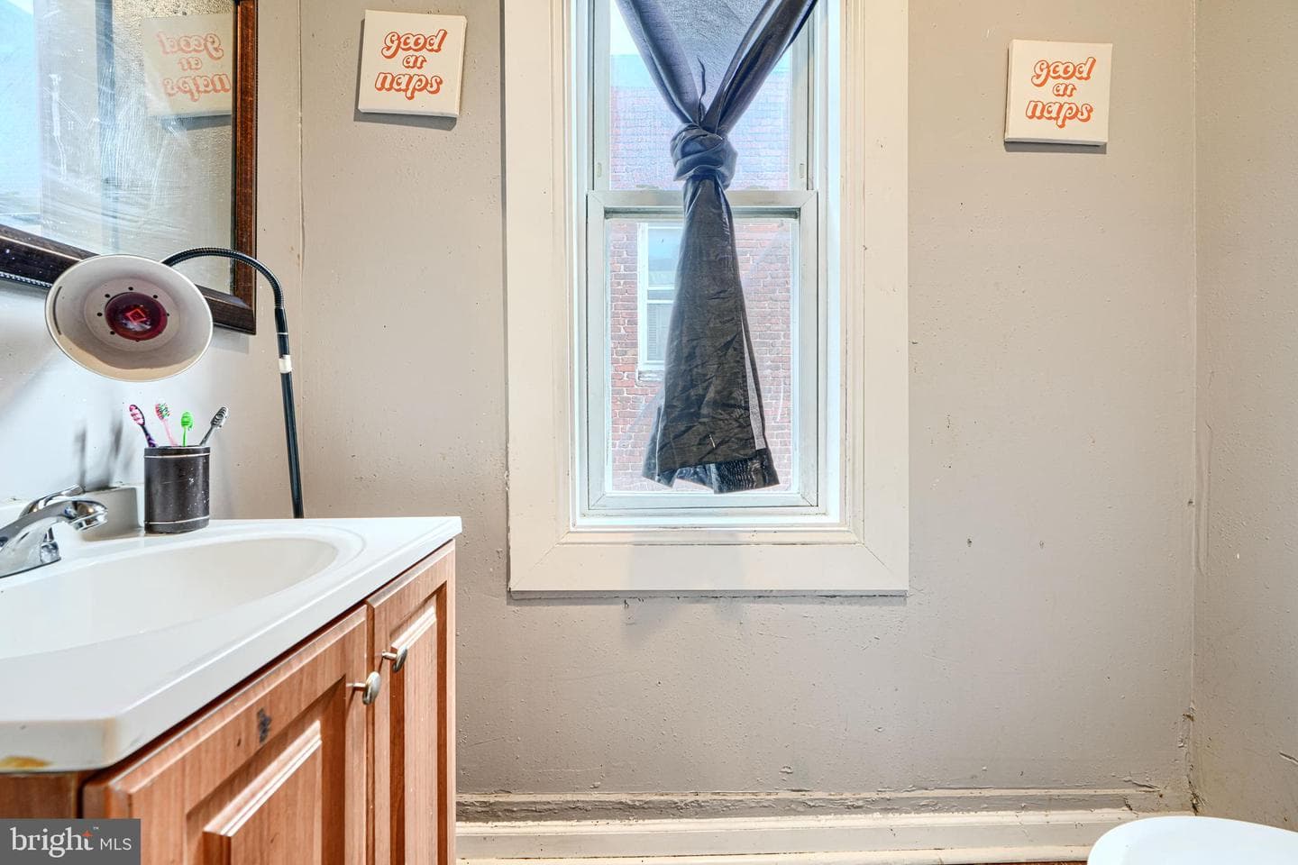 504 Tunbridge Road photo 25