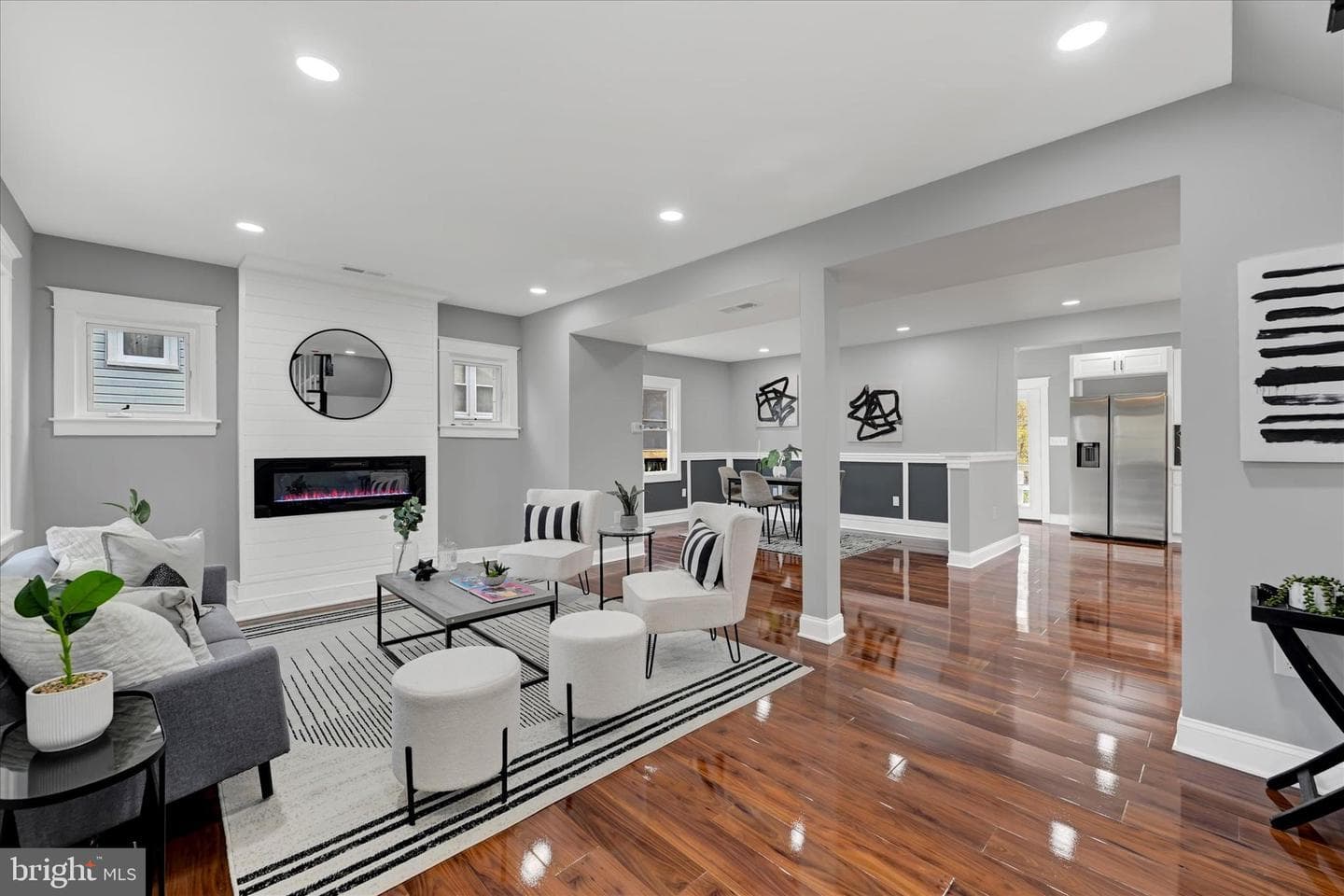 3017 Oakcrest Avenue photo 4