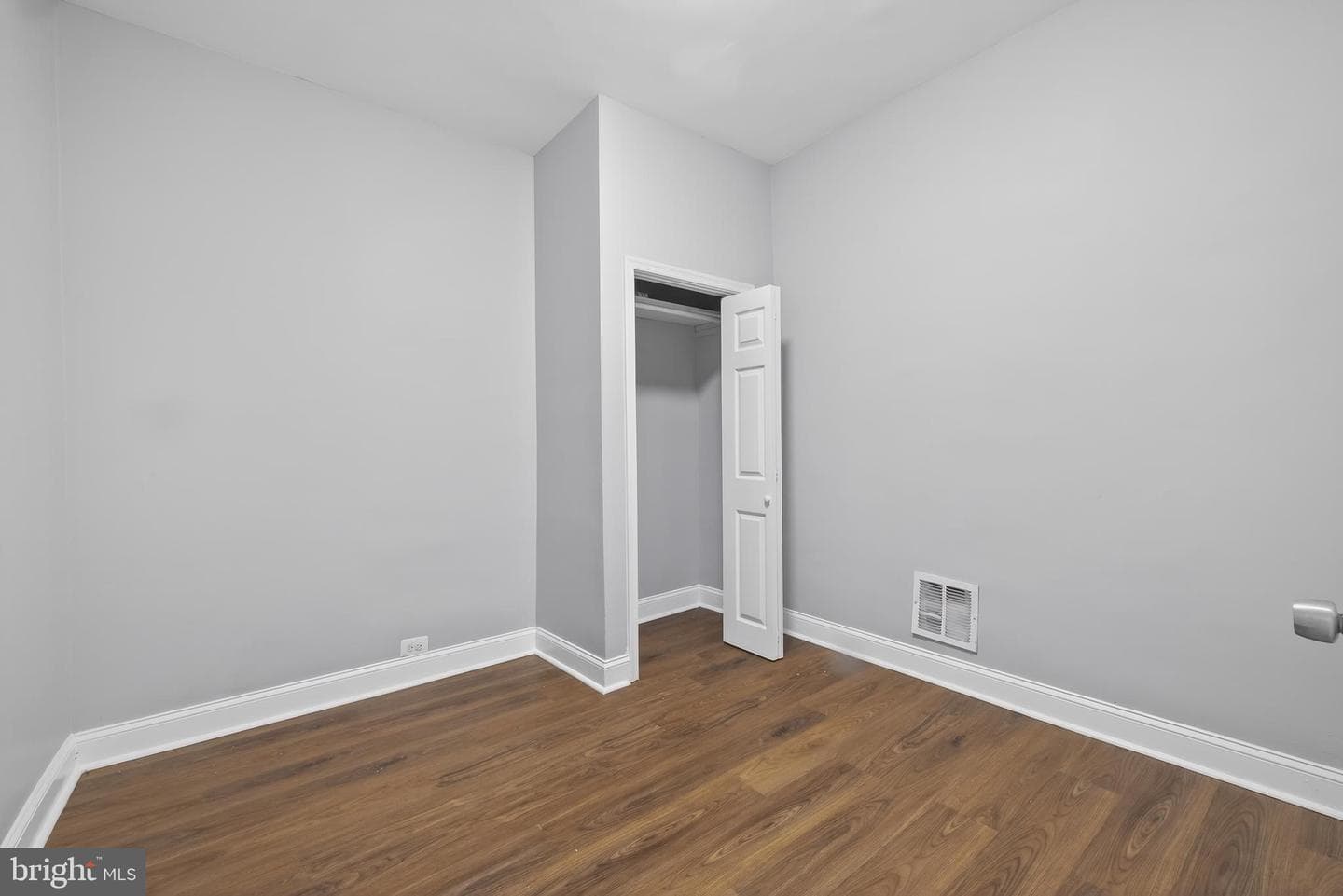2711 Riggs Avenue photo 15