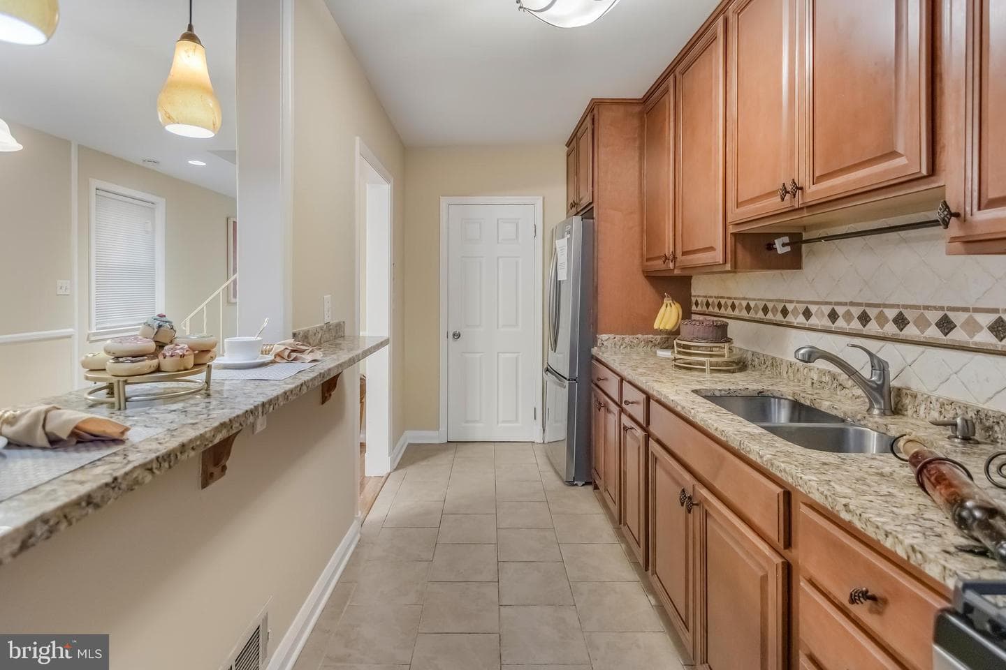 2210 Cloville Avenue NE photo 9