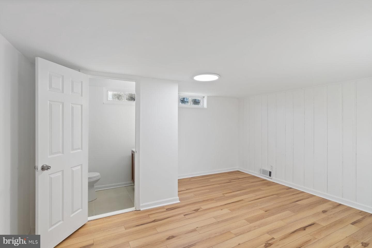 5900 Laclede Road photo 16