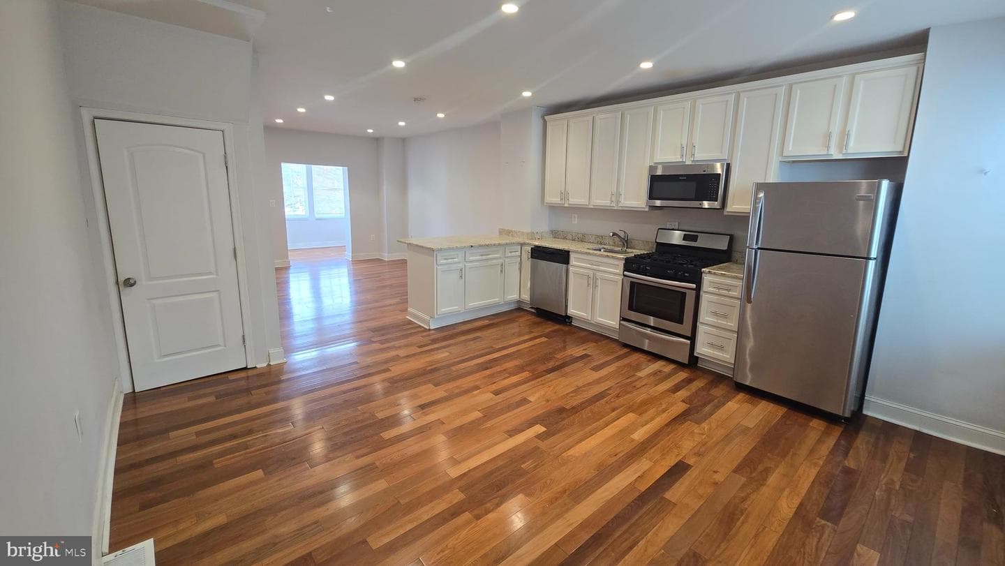 6814 Harford Road photo 11
