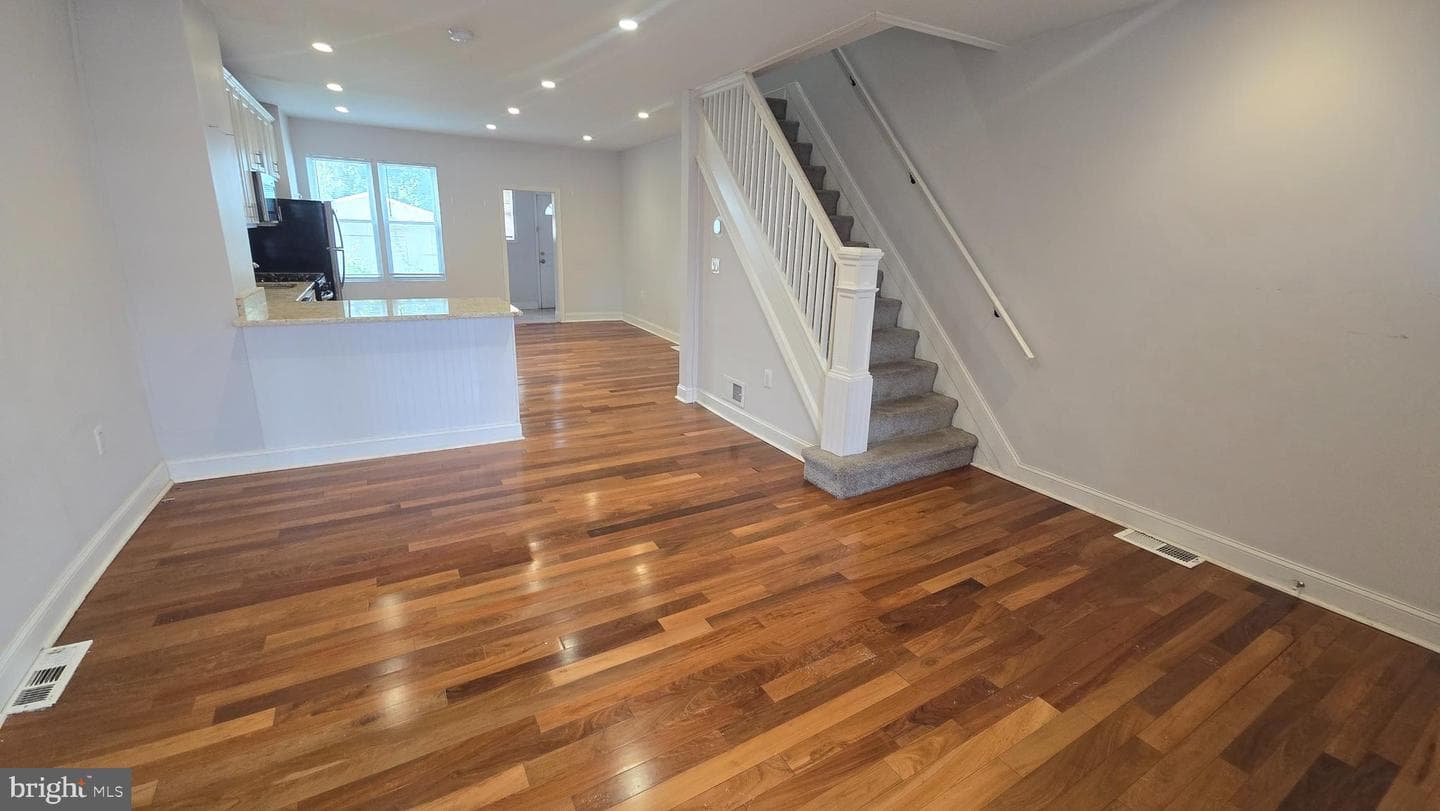 6814 Harford Road photo 4