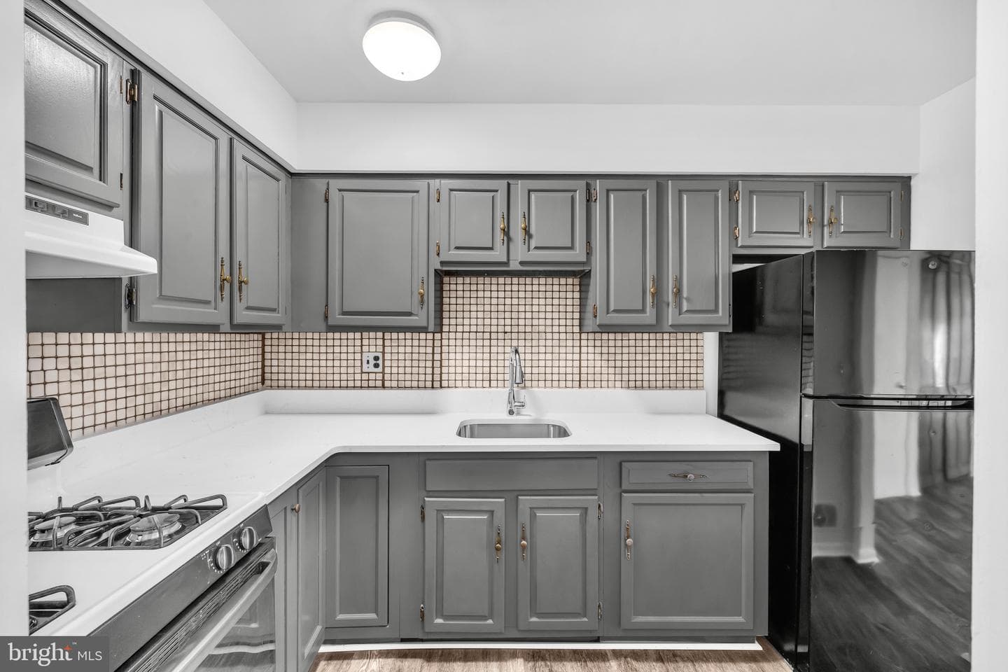 905 N Central Avenue photo 9