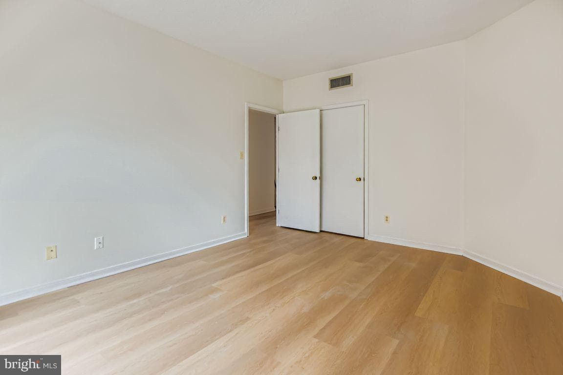 250 President Street #413 photo 14