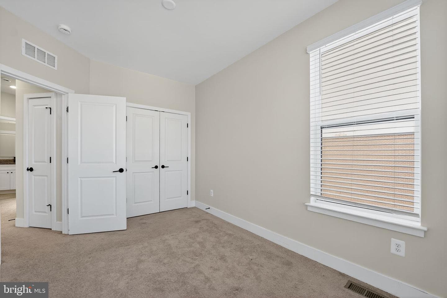 1511 Roland Heights Avenue photo 24