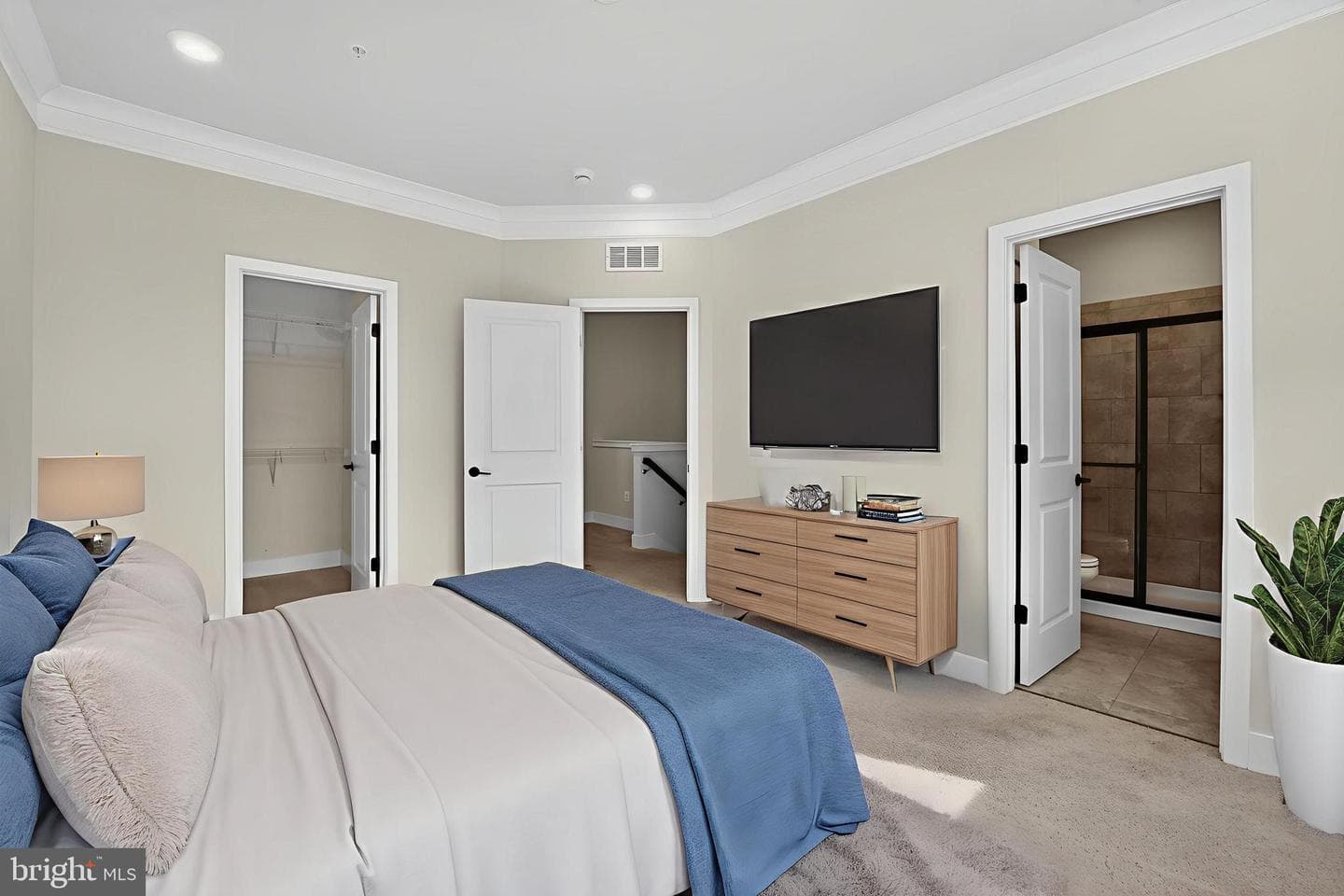 1511 Roland Heights Avenue photo 25