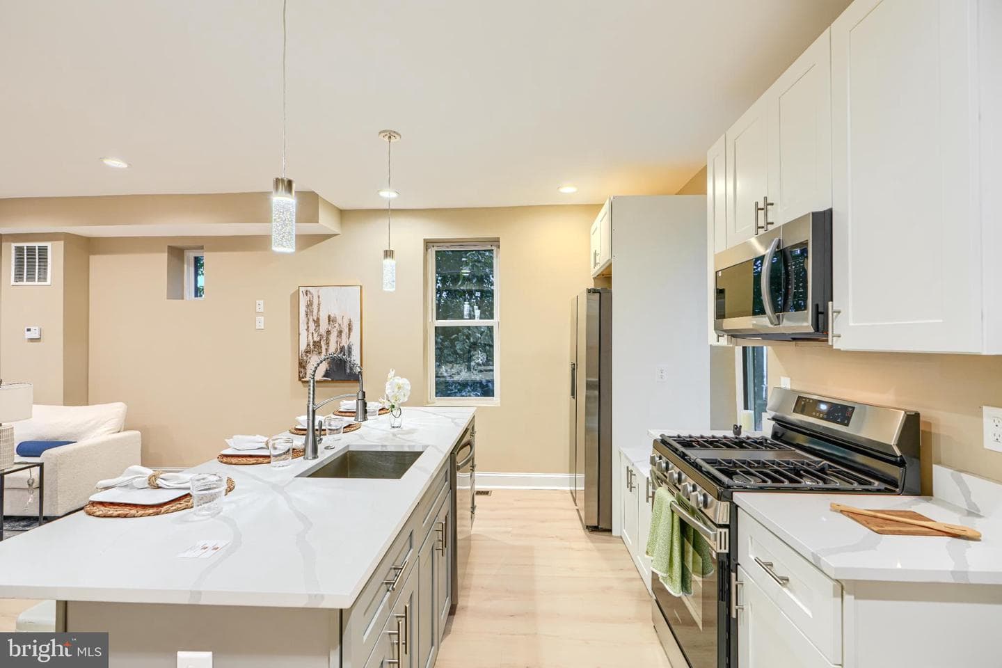 3000 Frisby Street photo 14