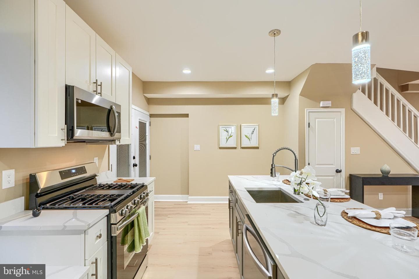 3000 Frisby Street photo 15