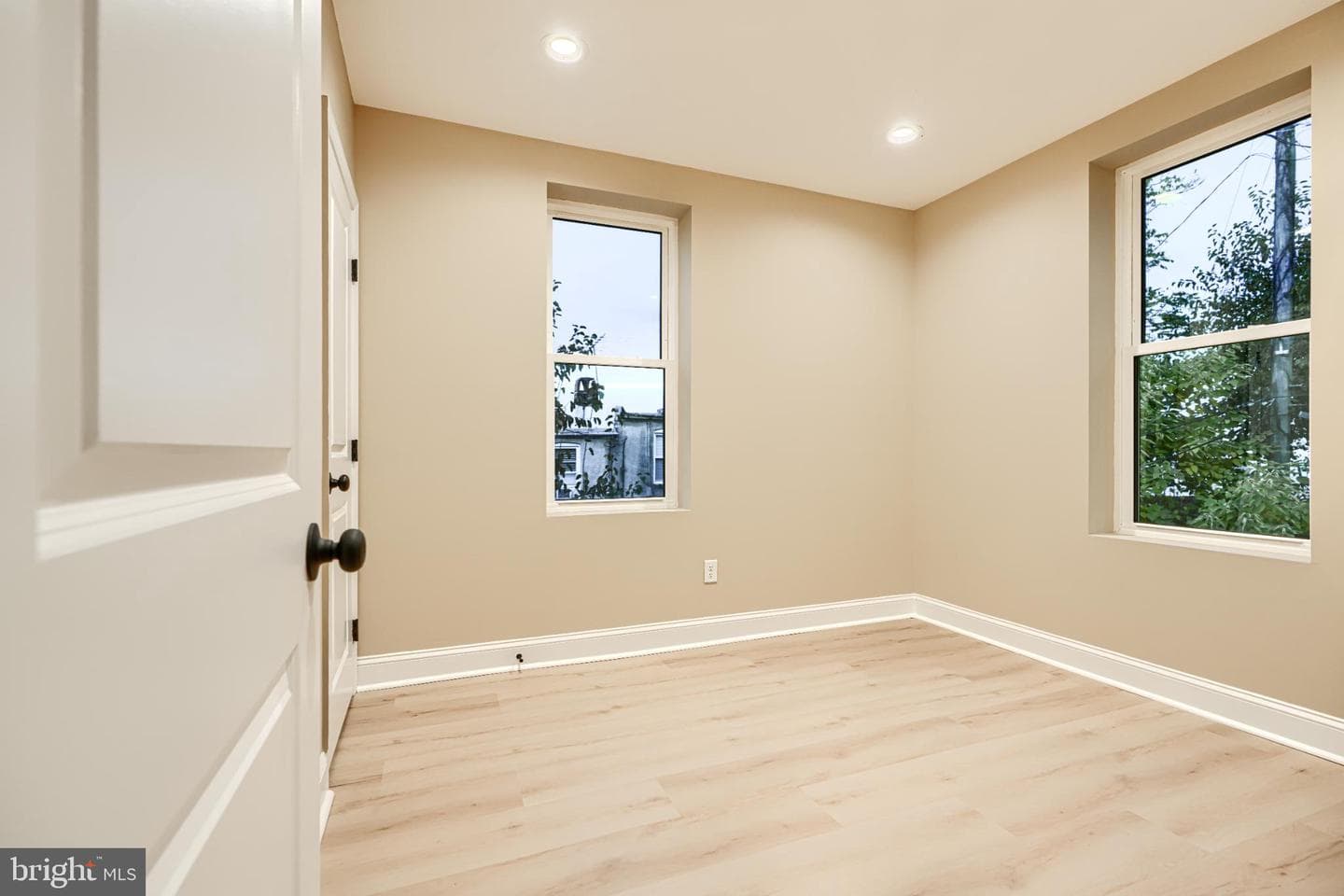 3000 Frisby Street photo 16