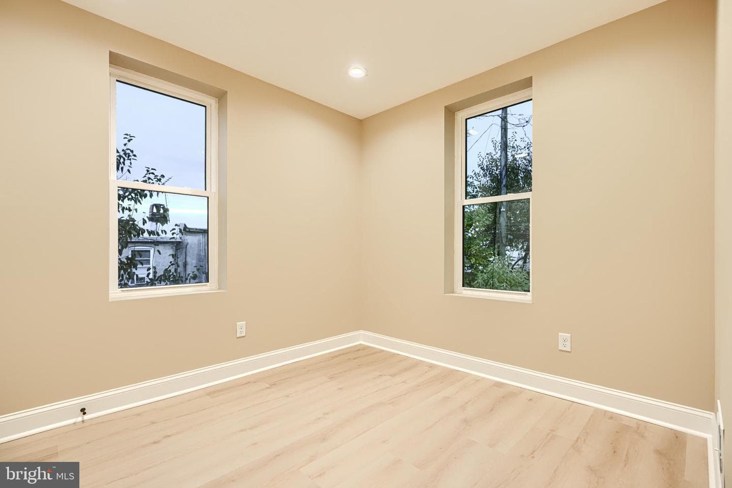3000 Frisby Street photo 17