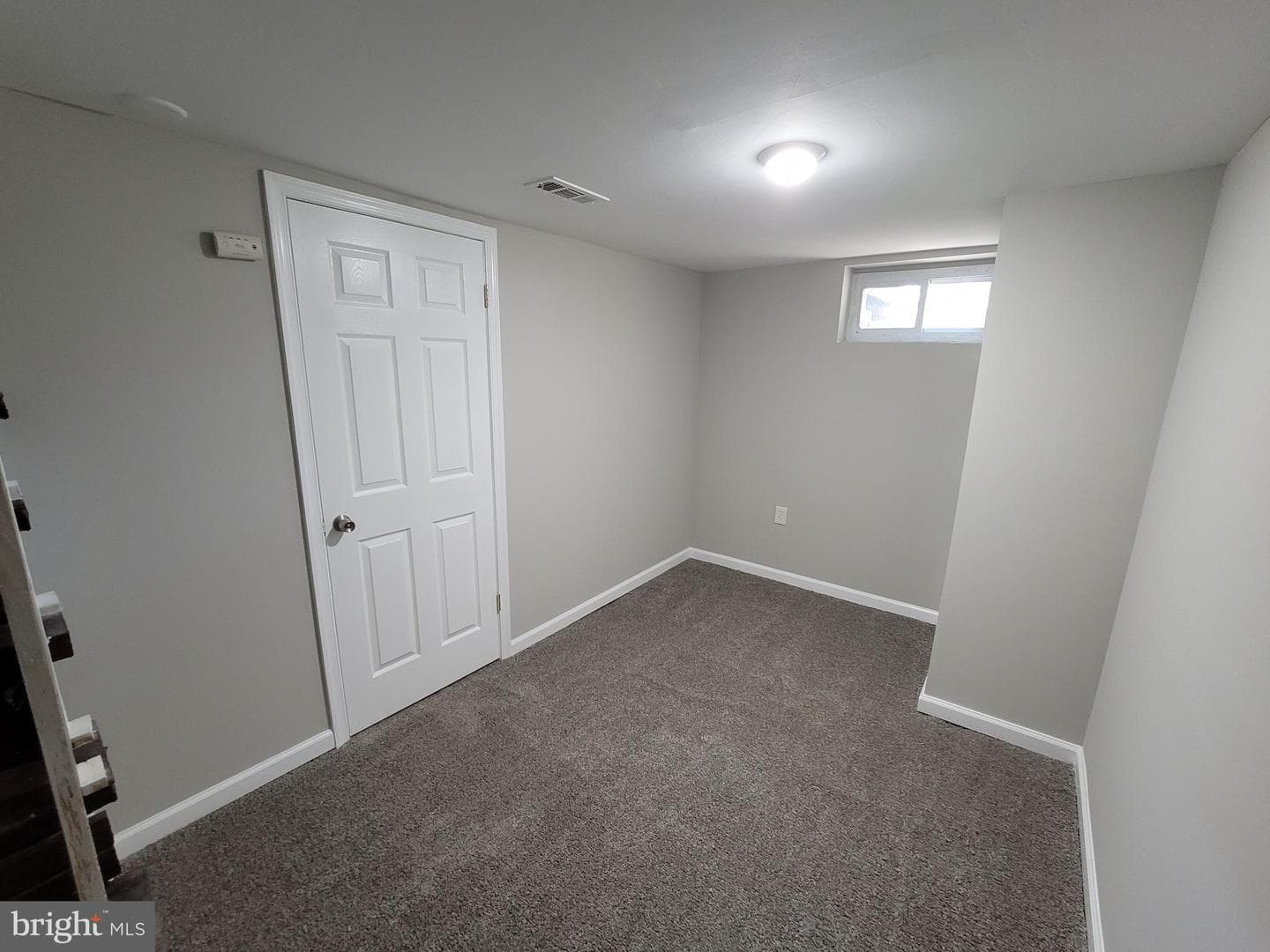 2511 Riggs Avenue photo 10