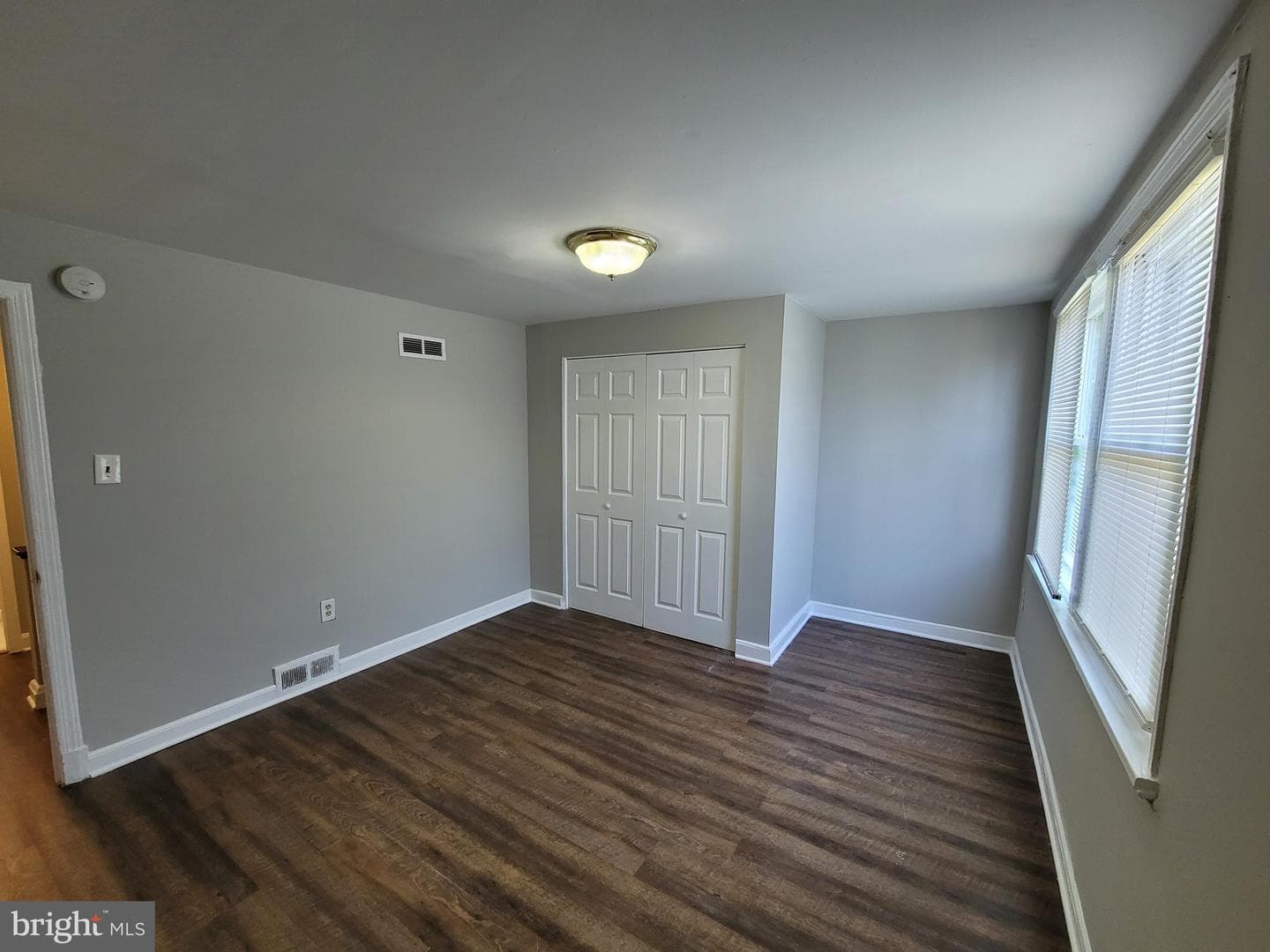 2511 Riggs Avenue photo 18