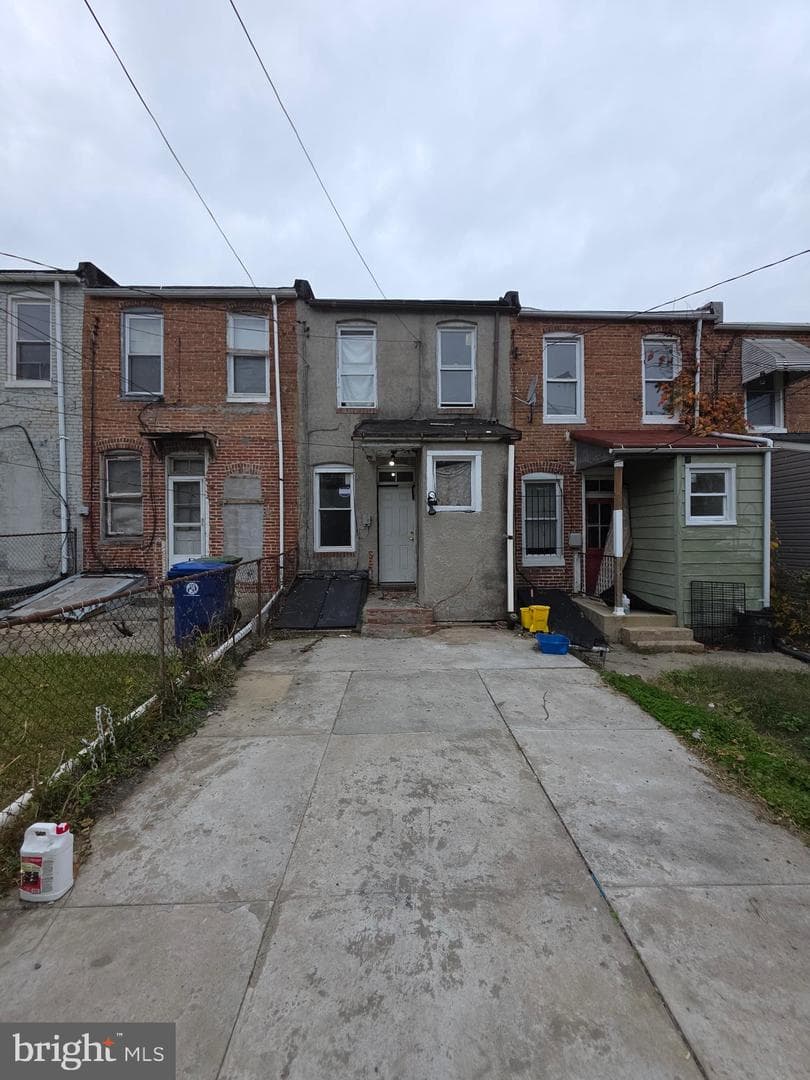 123 S Monastery Avenue photo 16