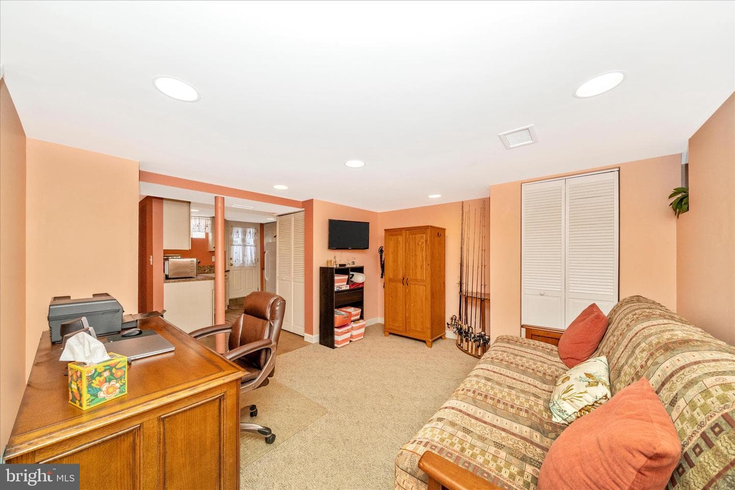 3909 Colchester Road photo 17