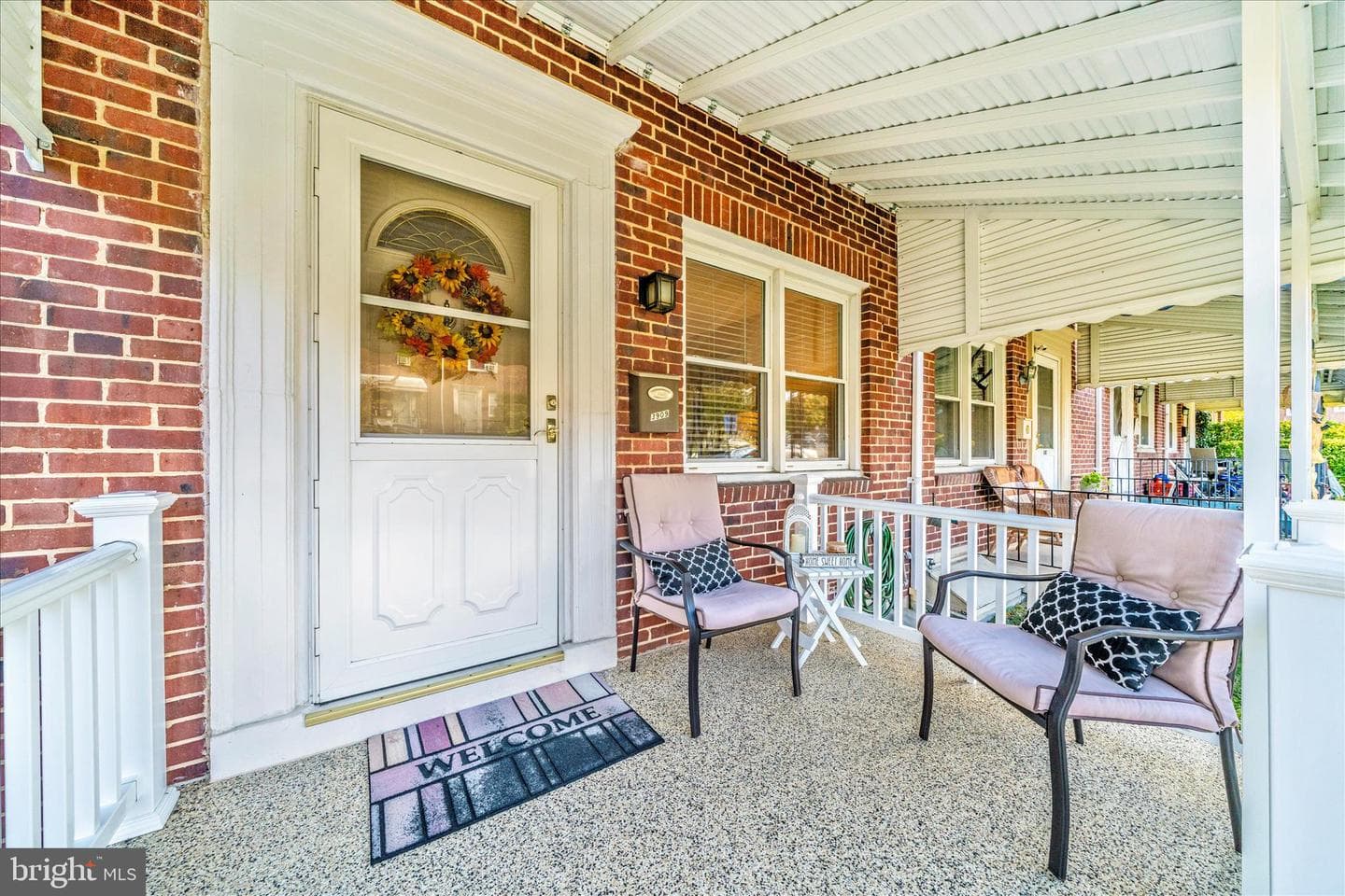 3909 Colchester Road photo 2