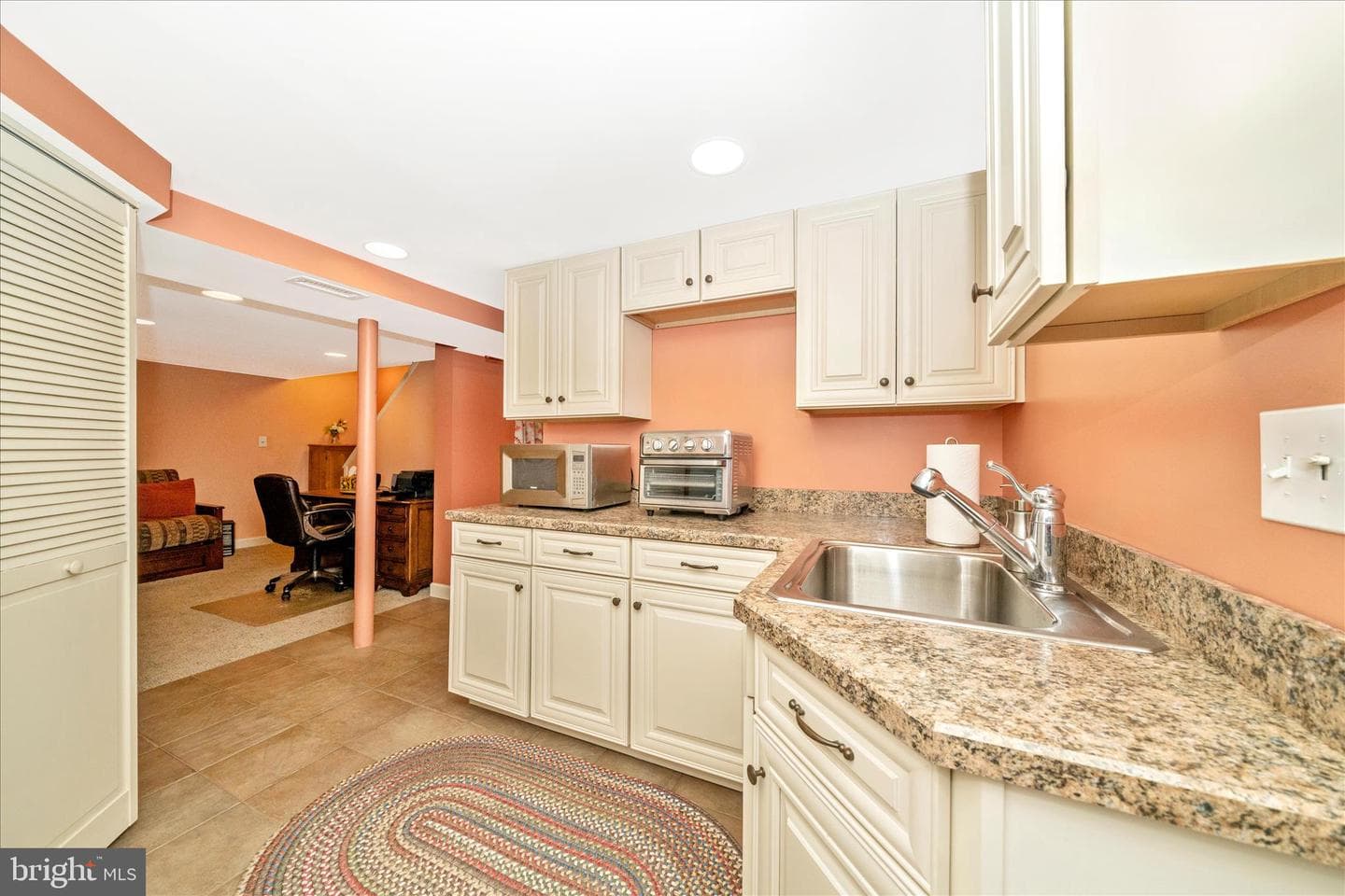3909 Colchester Road photo 20