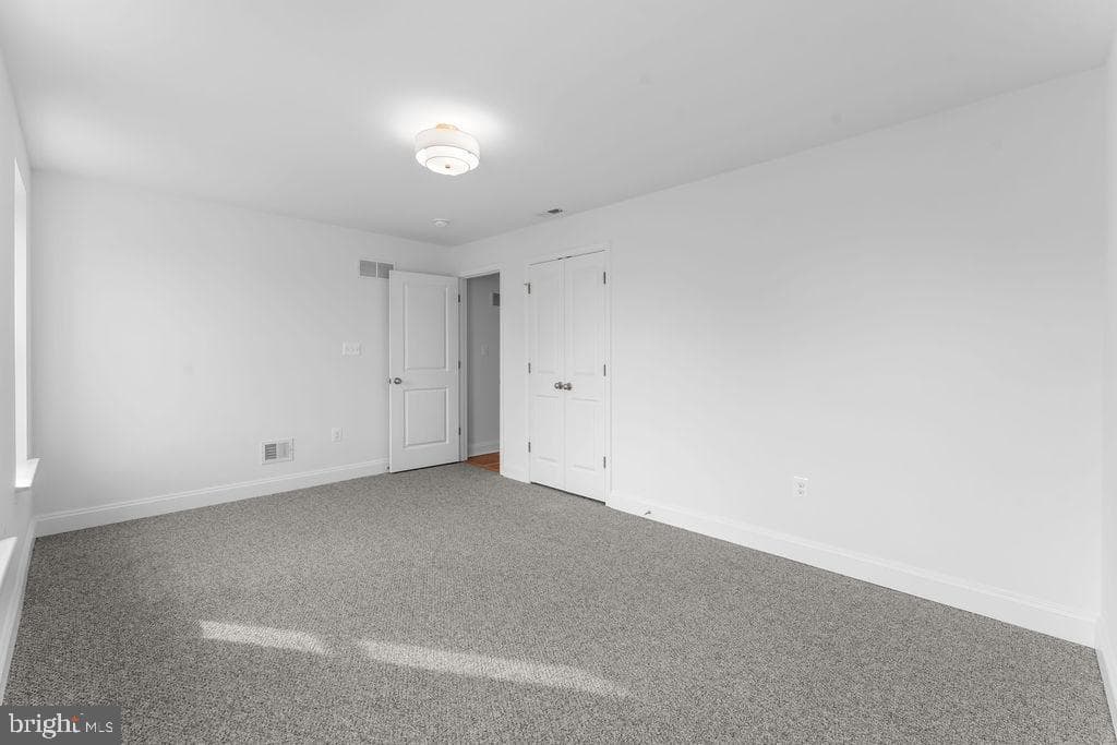34 S Fulton Avenue photo 27