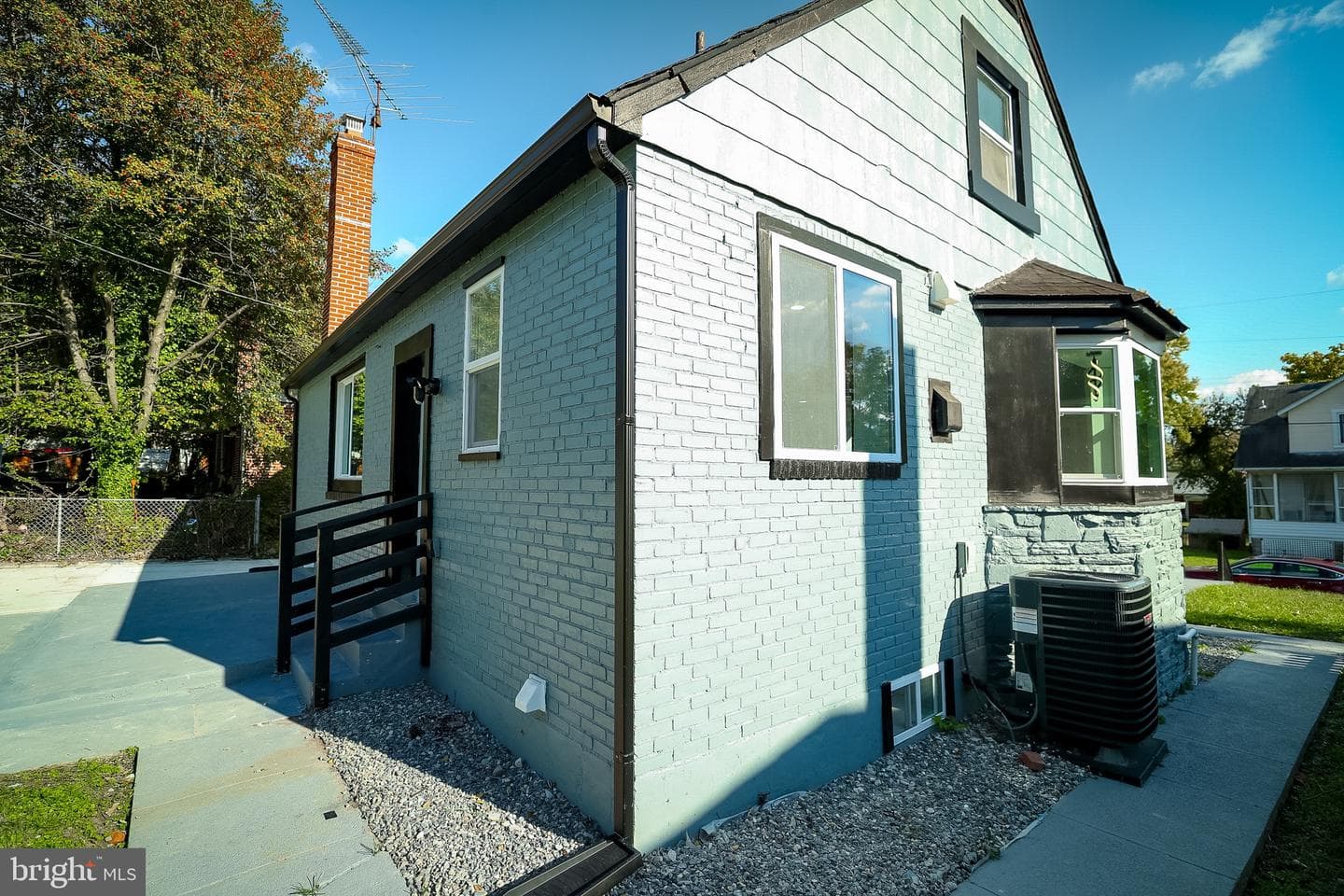 5412 Summerfield Avenue photo 32