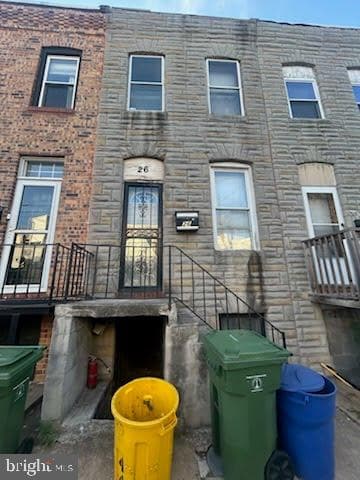 26 N Madeira Street photo 1