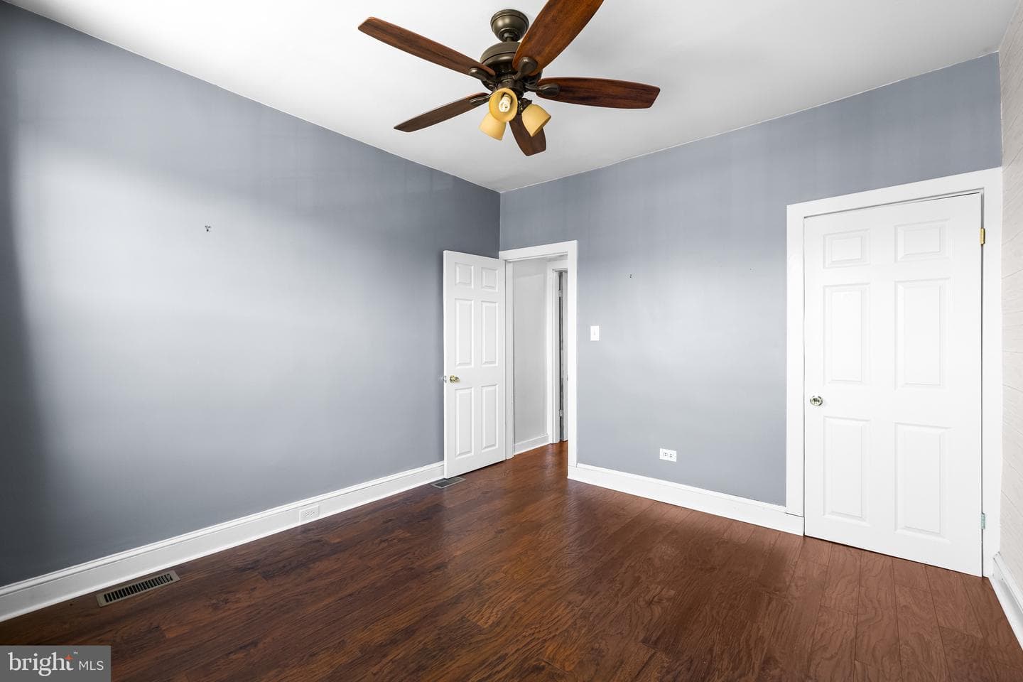 1425 Andre Street photo 12
